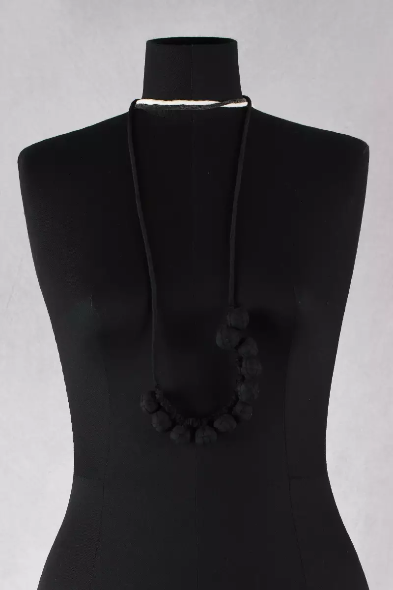 krista larson collier celestial necklace chez abby maud en coloris black