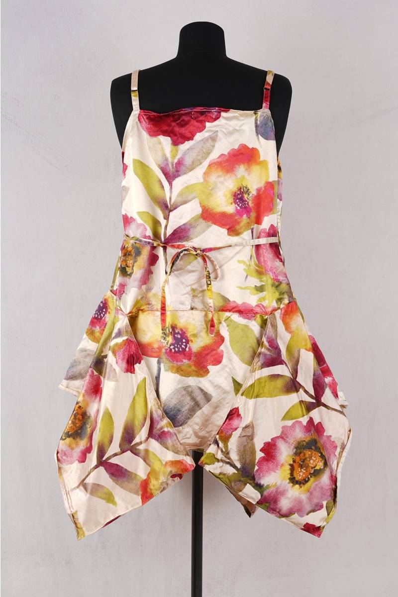 KRISTA LARSON <br> Robe Short Pinwheel Slip Printed Silk 5