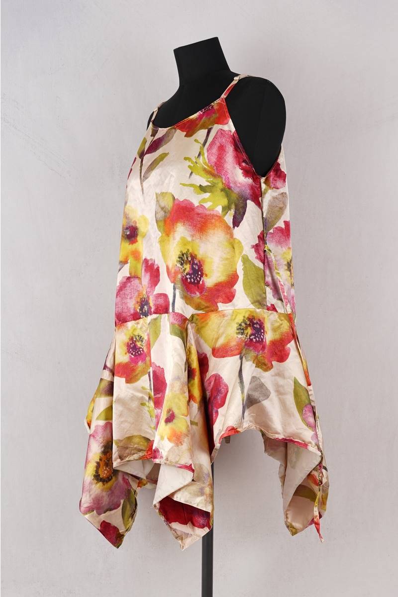 KRISTA LARSON <br> Robe Short Pinwheel Slip Printed Silk 4