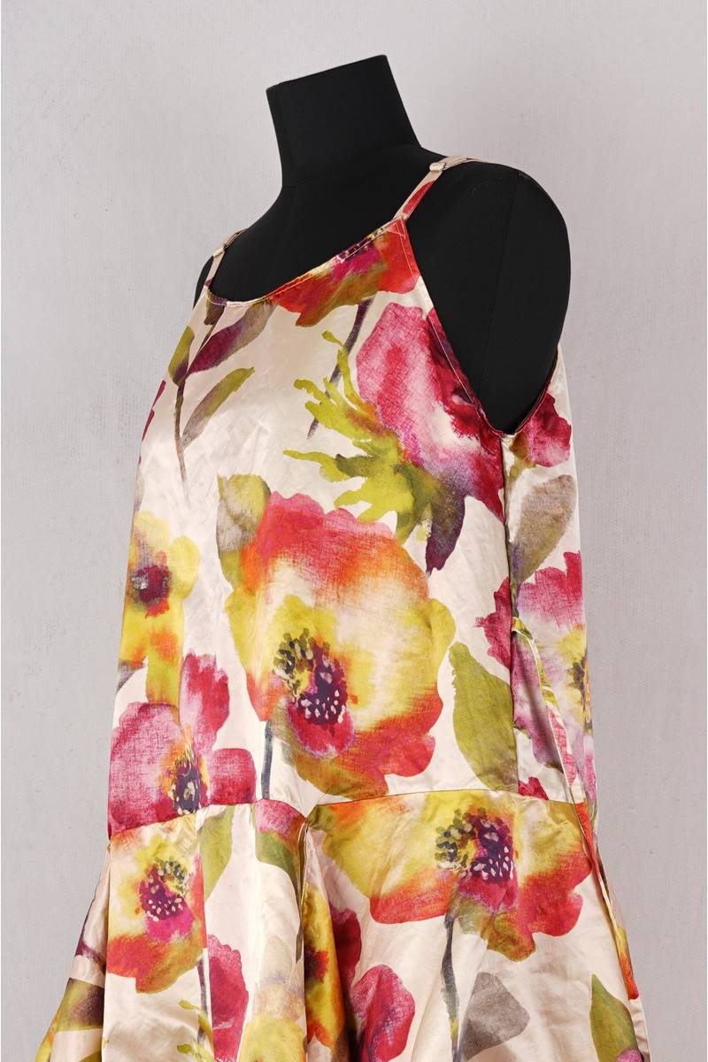 KRISTA LARSON <br> Robe Short Pinwheel Slip Printed Silk 3