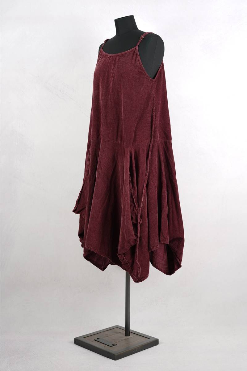 KRISTA LARSON DESIGNS<br> Robe Long Pinwheel Slip Garnet