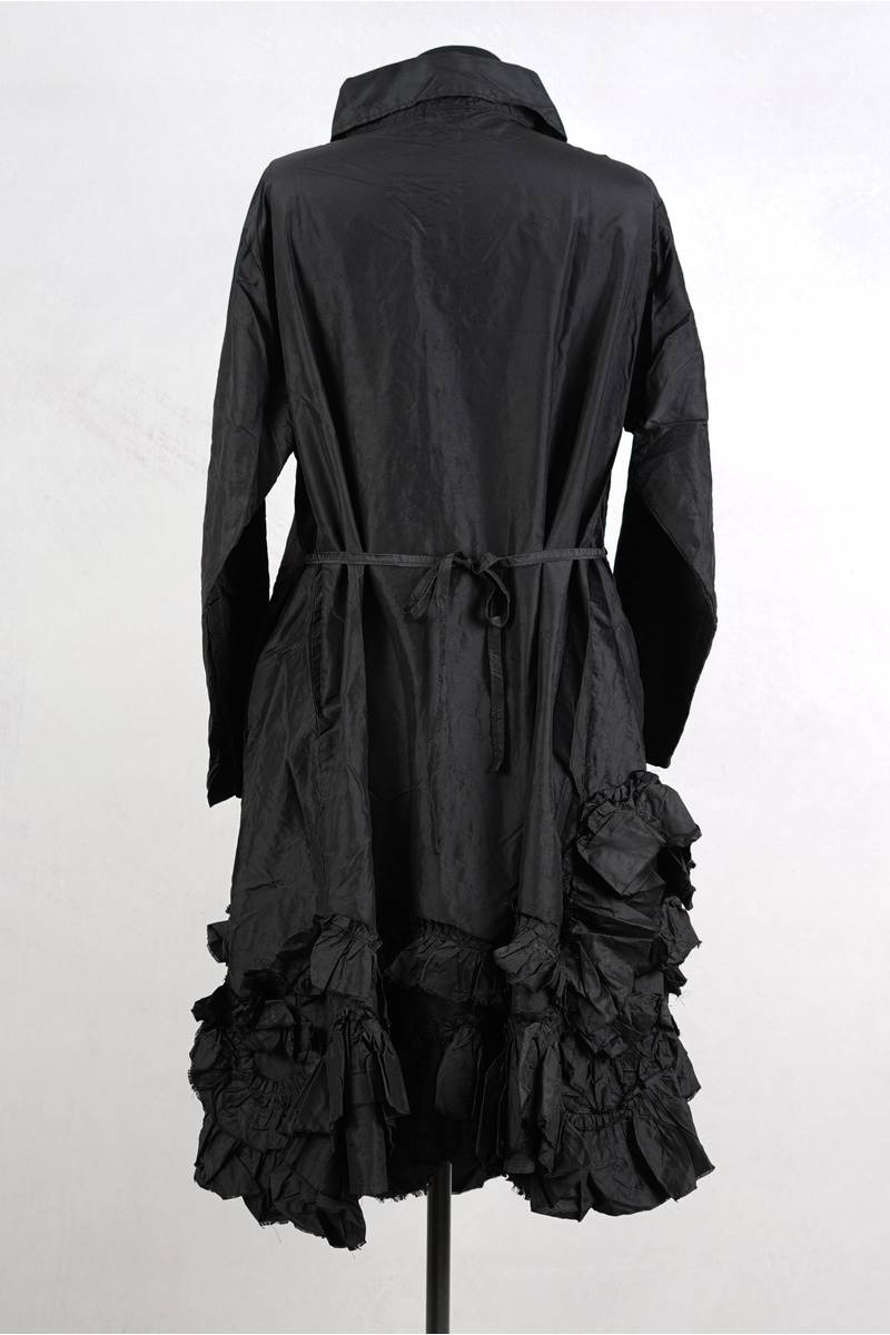 krista-larson-robe-pretty-dress-taffeta-black-abby-maud-dos-lien KRISTA LARSON DESIGNS<br> Robe Pretty Dress Black Silk