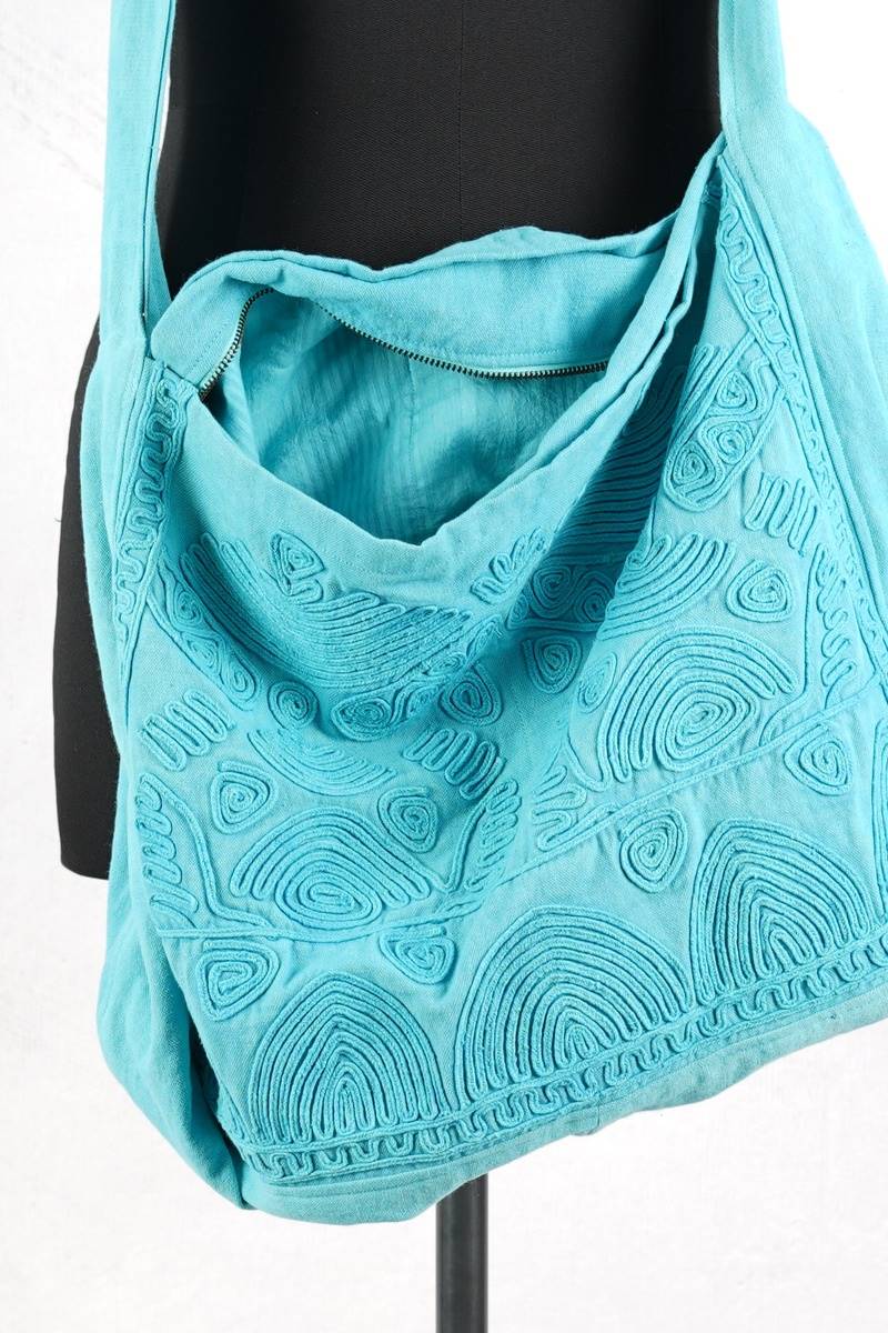 krista-larson-sac-soutache-messenger-bag-aegean-abby-maud-face-zip-zoom KRISTA LARSON DESIGNS <br> Sac Soutache Messenger Bag Aegean
