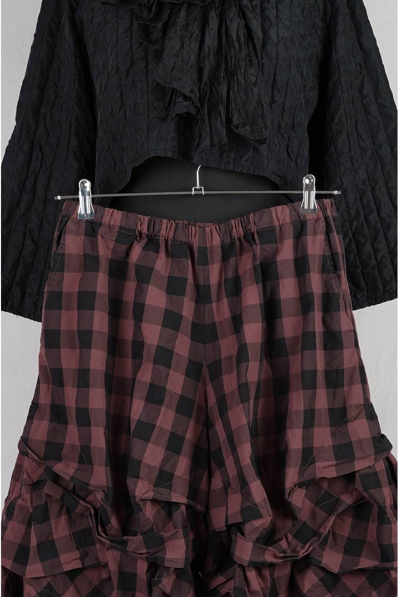 krista larson designs pantalon stormy corduroy en coloris buffalo check chez abby maud de face ceinture