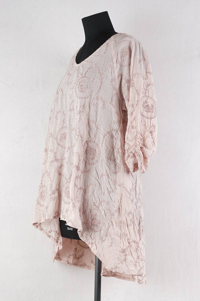 ewa-i-walla-blouse-44131-jutta-pale-mauve-abby-maud-profil ewa i walla blouse 44131 jutta en coloris pale mauve chez abby maud de profil