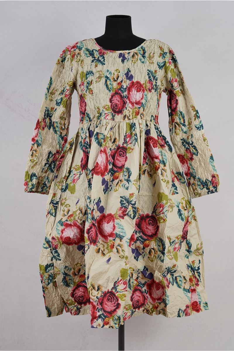 ewa i walla robe 55921 deana flower abby maud face
