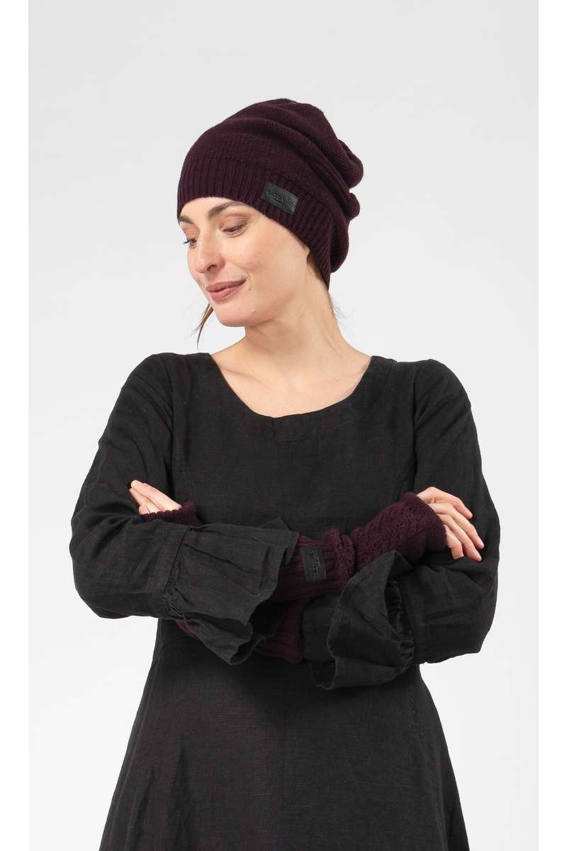 OLARS ULLA <br> Bonnet Asta Purple