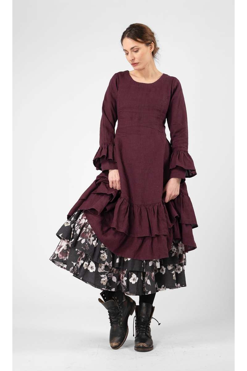 OLARS ULLA <br> Robe Kant Purple