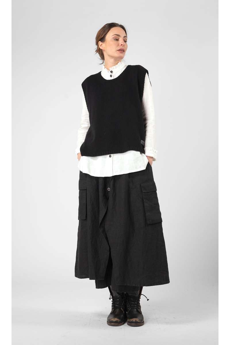 olars ulla vest silla en coloris noir chez abby maud