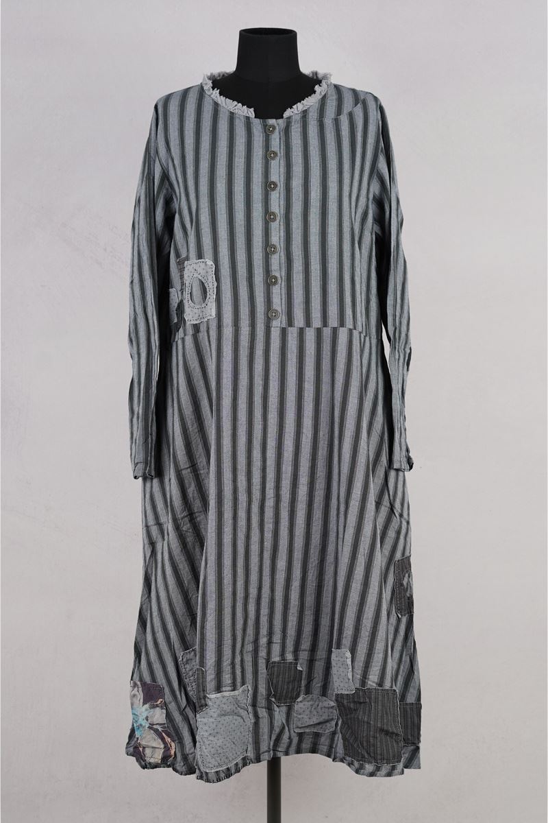ewa i walla robe 55933 ingmarie patch abby maud face