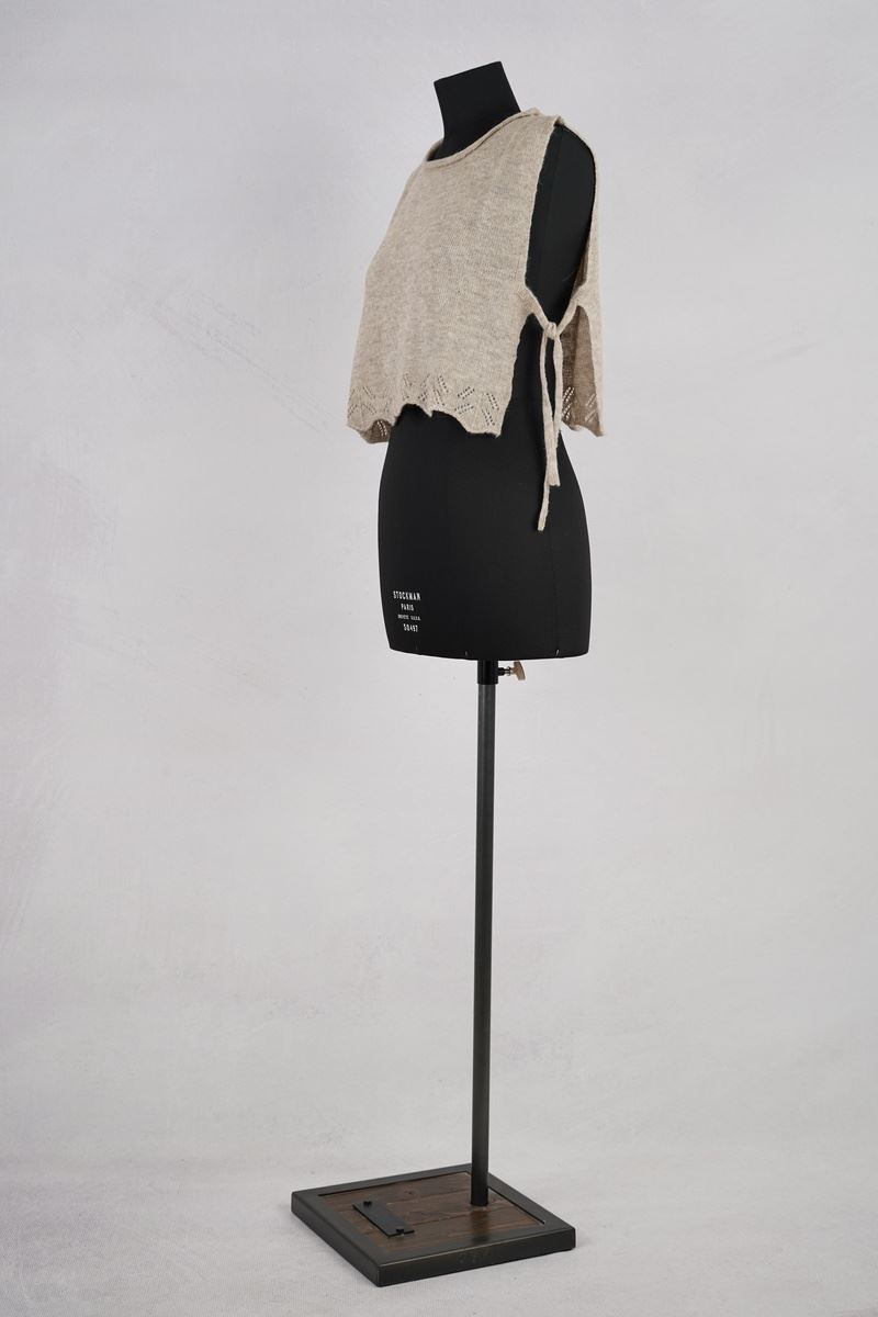 ewa i walla vest mirjam abby maud profil pied