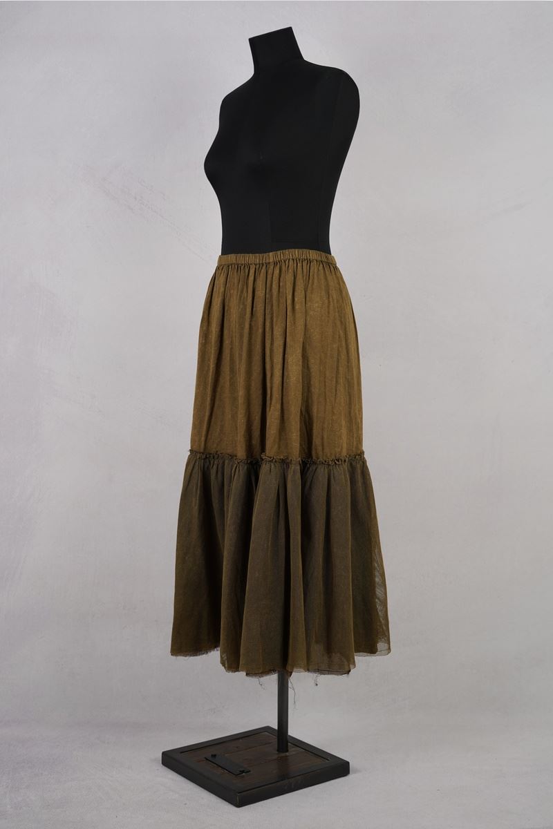 krista larson designs jupe foundation skirt peanut abby maud profil pied