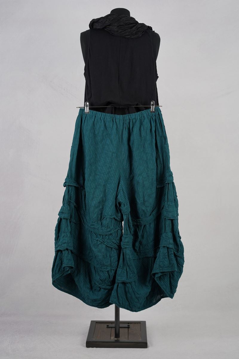 krista larson designs pantalon stormy pants striped spruce abby maud dos en pied