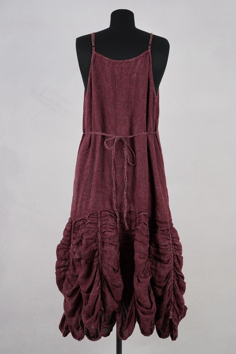 krista larson designs robe low rouched slip garnet enzyme lin abby maud dos attache