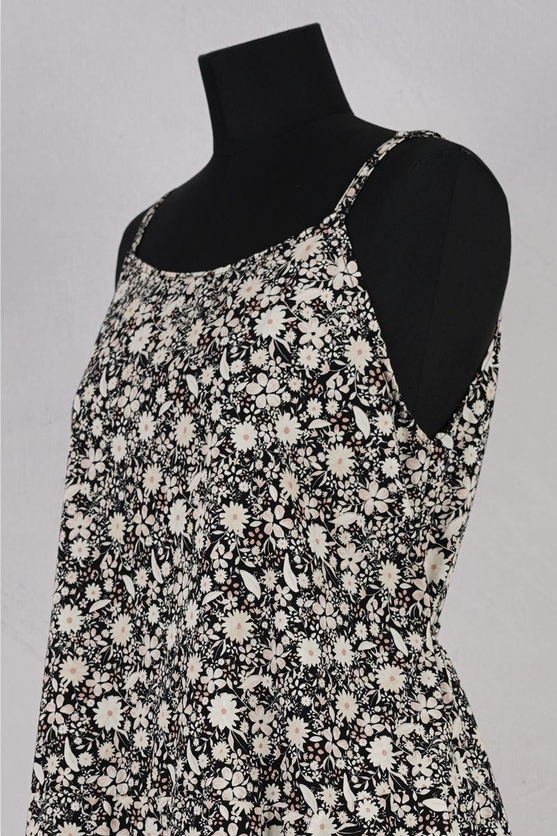 krista larson designs robe pinwheel slip black floral abby maud profil attache zoom