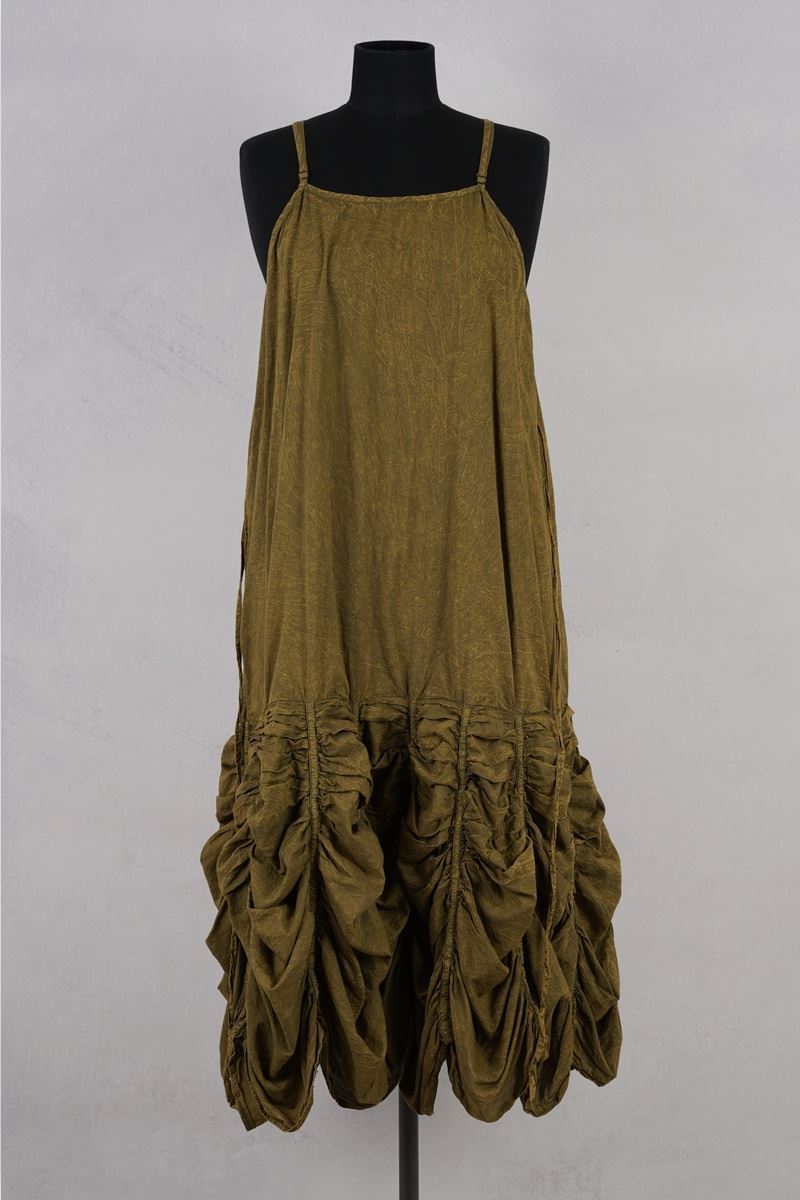 krista larson designs robe low rouched slip peanut face