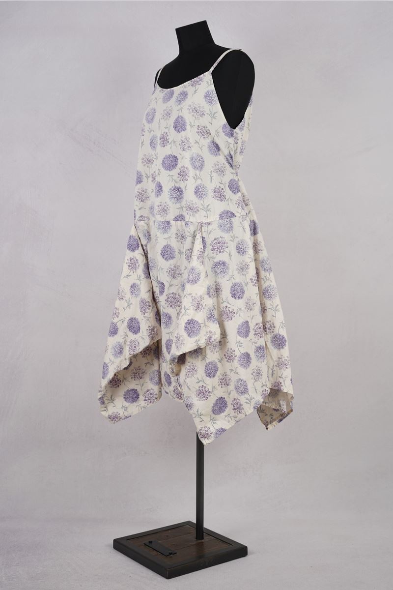 krista larson designs robe short pinwheel allium lavender abby maud profil attache en pied