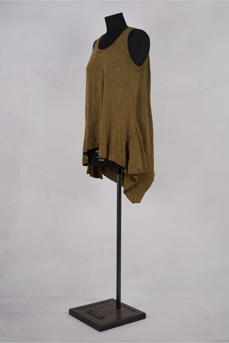 krista larson designs tee shirt ballet tank peanut abby maud profil pied