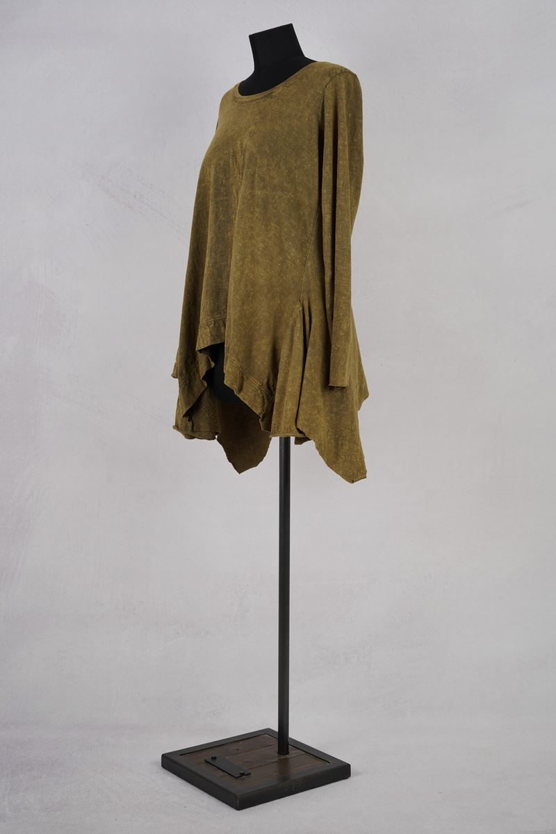 krista larson designs tee shirt ballet tee peanut abby maud profil pied