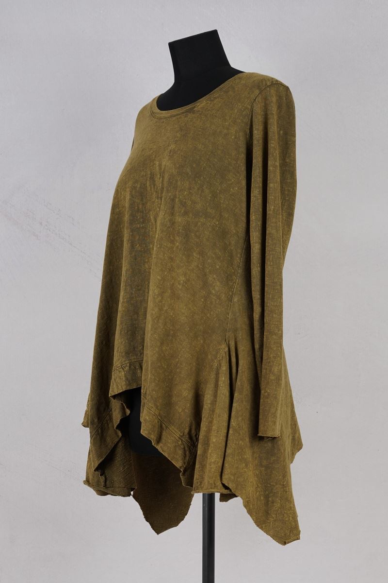 krista larson designs tee shirt ballet tee peanut abby maud profil