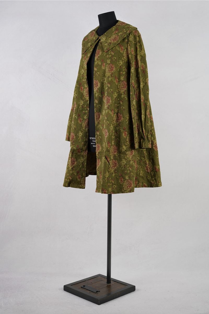 les ours manteau loune mousse fleurs abby maud profil pied