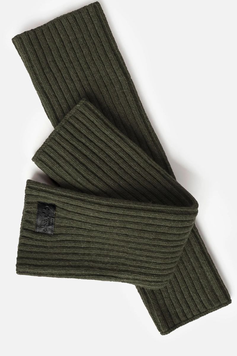 olars ulla guetres legs green abby maud 2