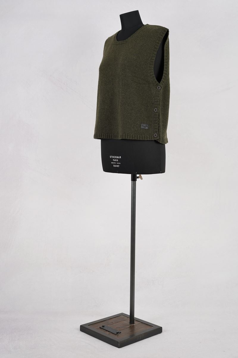 olars ulla vest silla green abby maud profil pied