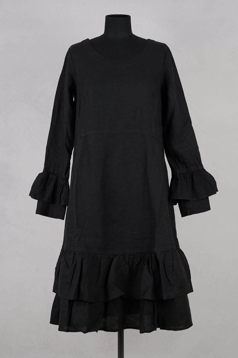 olars ulla robe kant black abby maud face