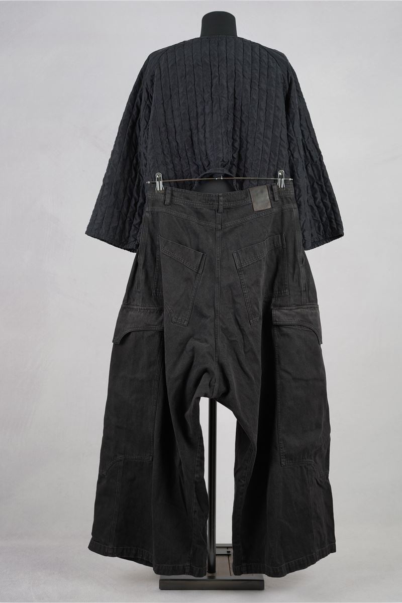 rundholz pantalon 2251030111 turf black abby maud dos pied