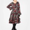 olars-ulla-robe-kant-flower-black-abby-maud-face-lookbook-1 olars ulla robe kant flower black abby maud face lookbook 1