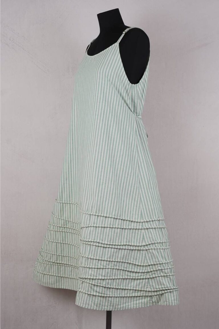 krista larson designs robe long spring slip pistachio oxford ete 26 abby maud 8 krista larson designs robe long spring slip pistachio oxford ete 26 abby maud 8