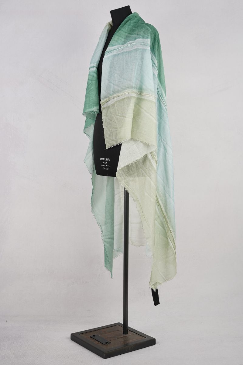 rundholz-black-label-echarpe-1263361401-fantasy-abby-maud-profil-pied rundholz black label echarpe 1263361401 fantasy abby maud profil pied