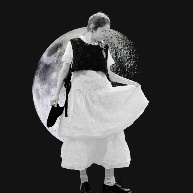 carre pour site ete 2026 privatsachen abby maud