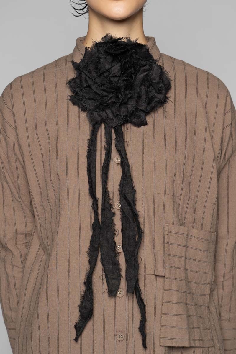 dogstar sancha brooch black abby maud 3