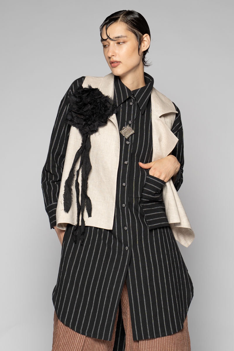 dogstar sancha brooch black abby maud 5