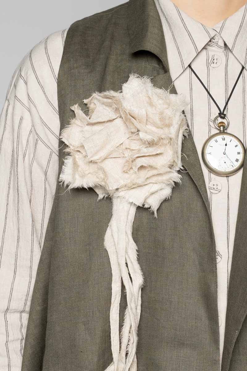 dogstar sancha brooch natural abby maud 1