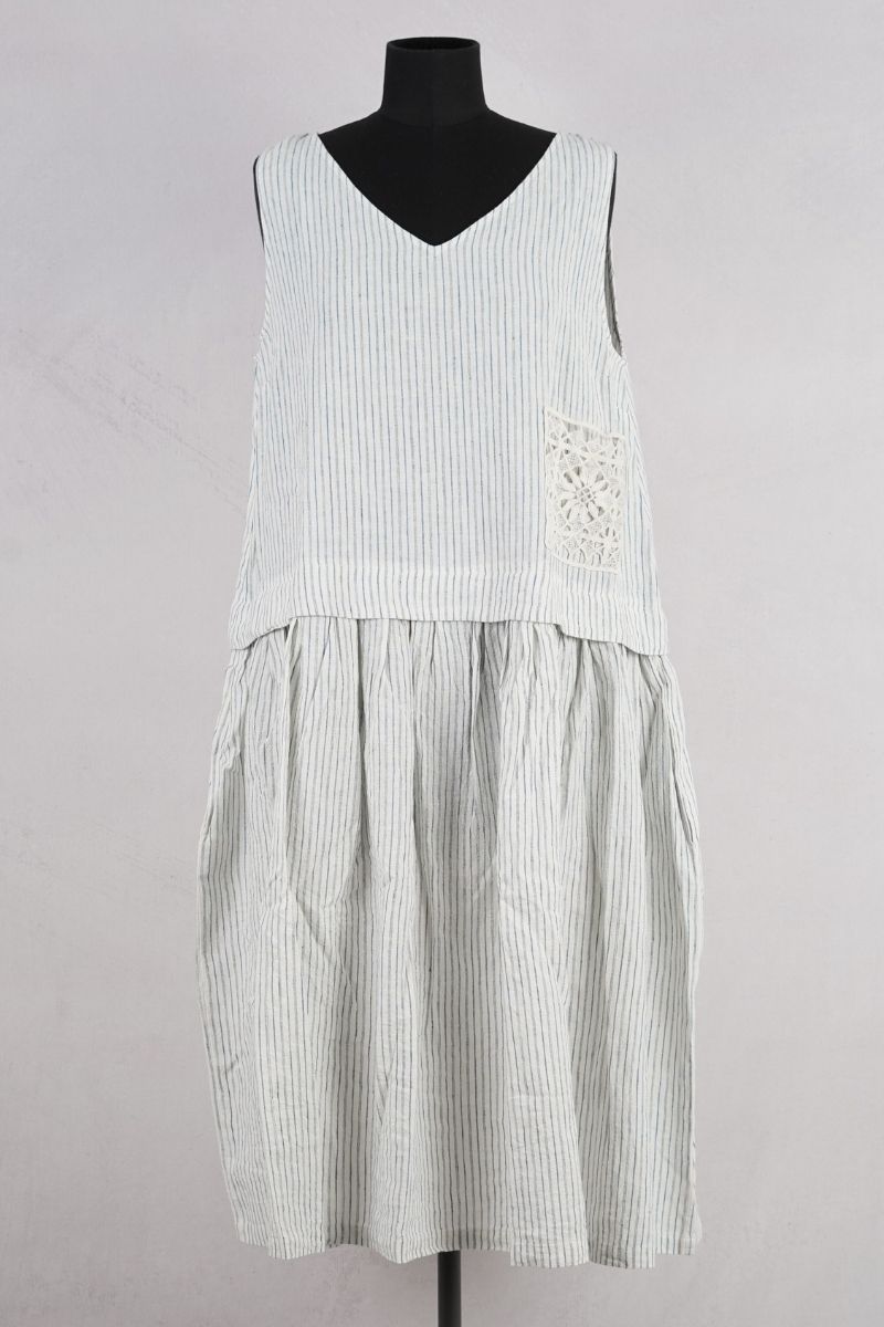 ewa i walla febe robe 55961 striped abby maud face 1