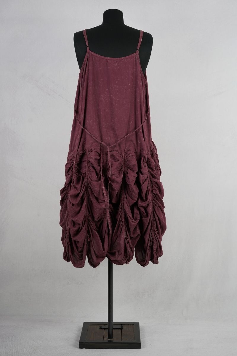 krista larson designs low rouched slip garnet enzyme abby maud dos pied