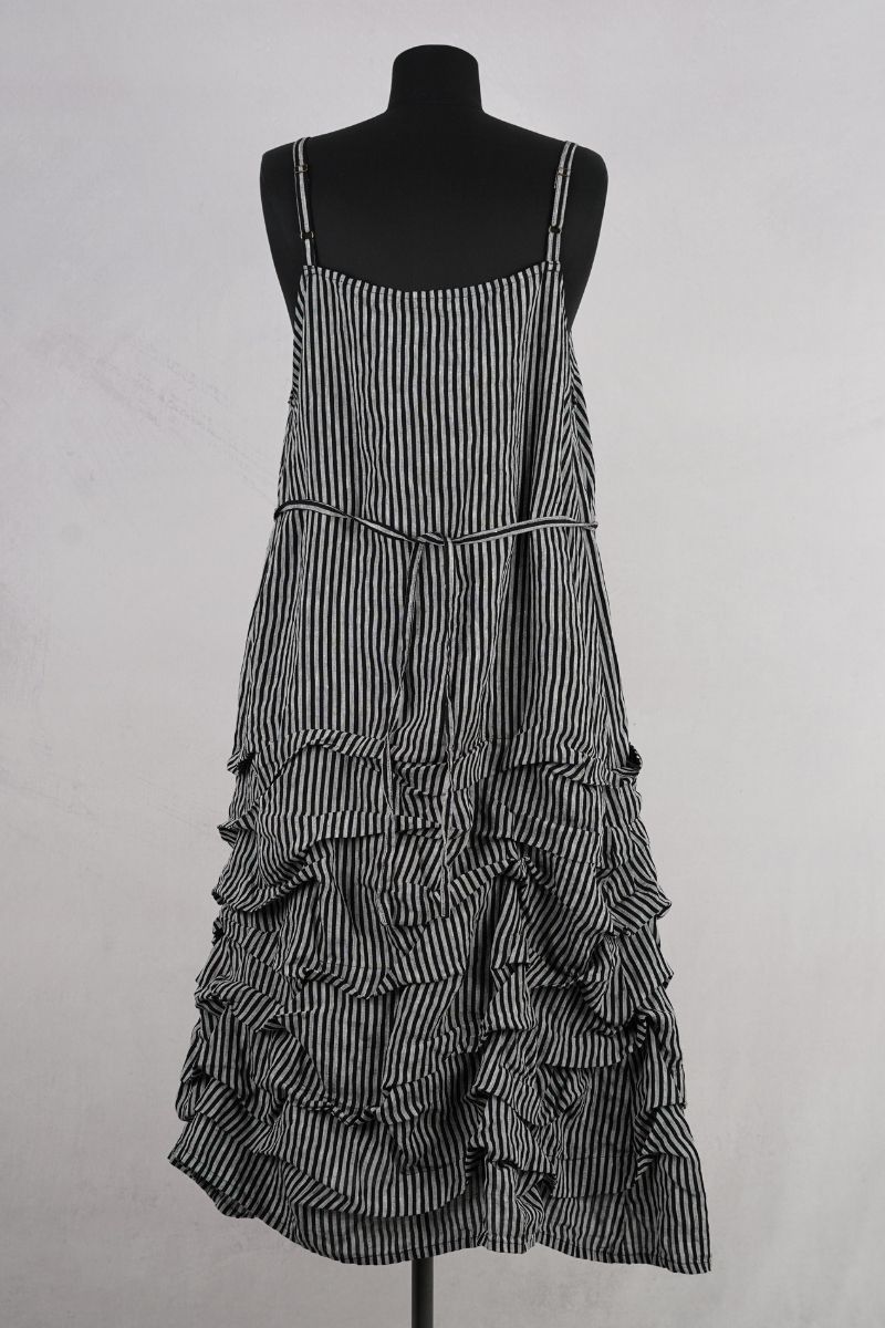 krista-larson-designs-tunnel-slip-black-dove-ash-abby-maud-dos krista larson designs tunnel slip black dove ash abby maud dos