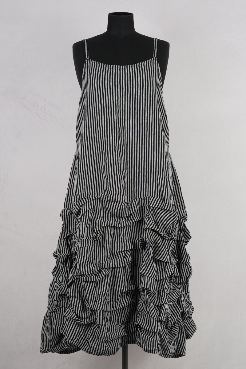 krista-larson-designs-tunnel-slip-black-dove-ash-abby-maud-face-attache krista larson designs tunnel slip black dove ash abby maud face attache