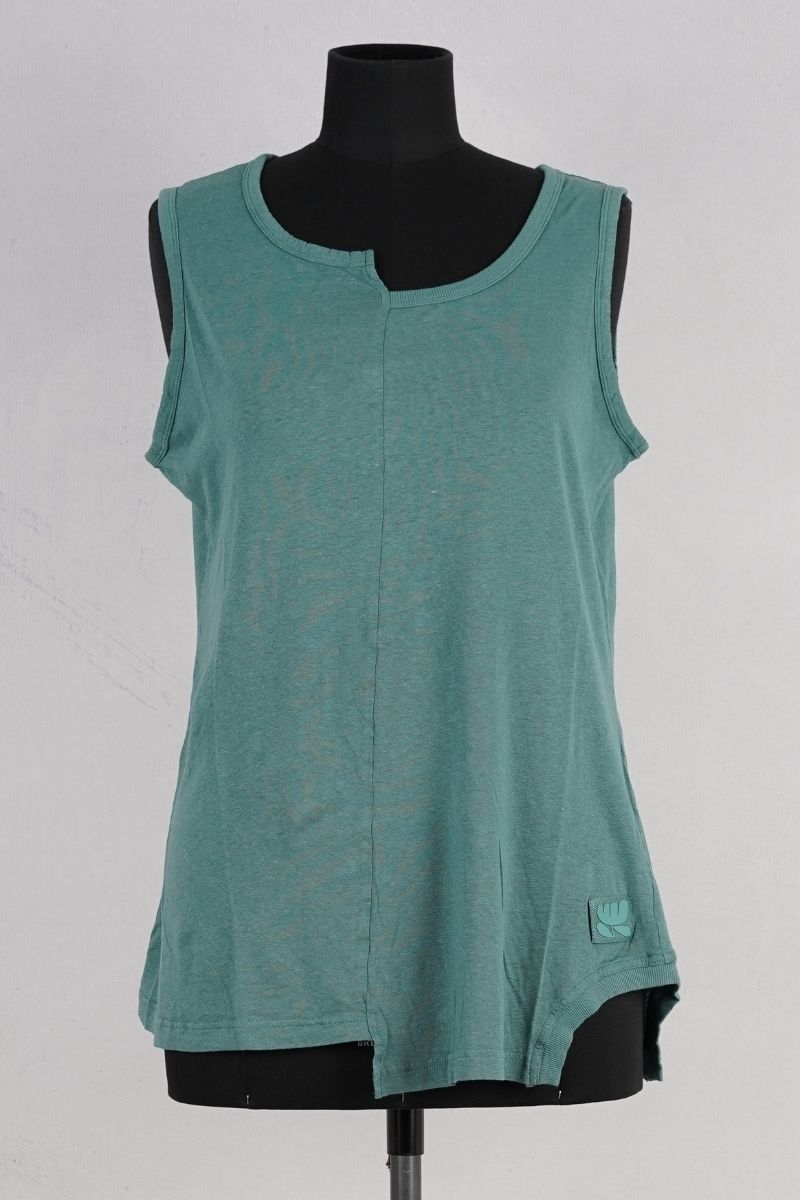 rundholz black label top 1263650802 grass abby maud face