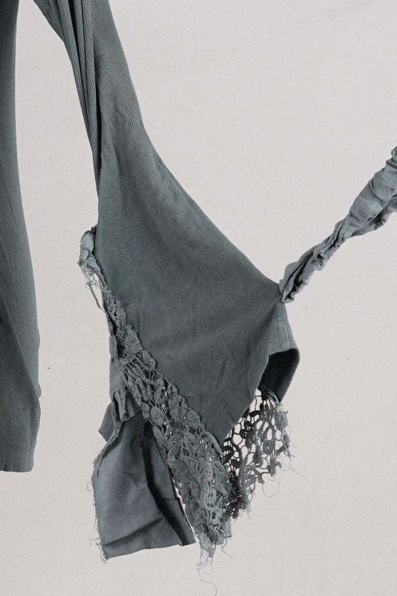 rundholz-dip-tee-shirt-1262180502-seaweed-fog-abby-maud-profil-manche rundholz dip tee shirt 1262180502 seaweed fog abby maud profil manche