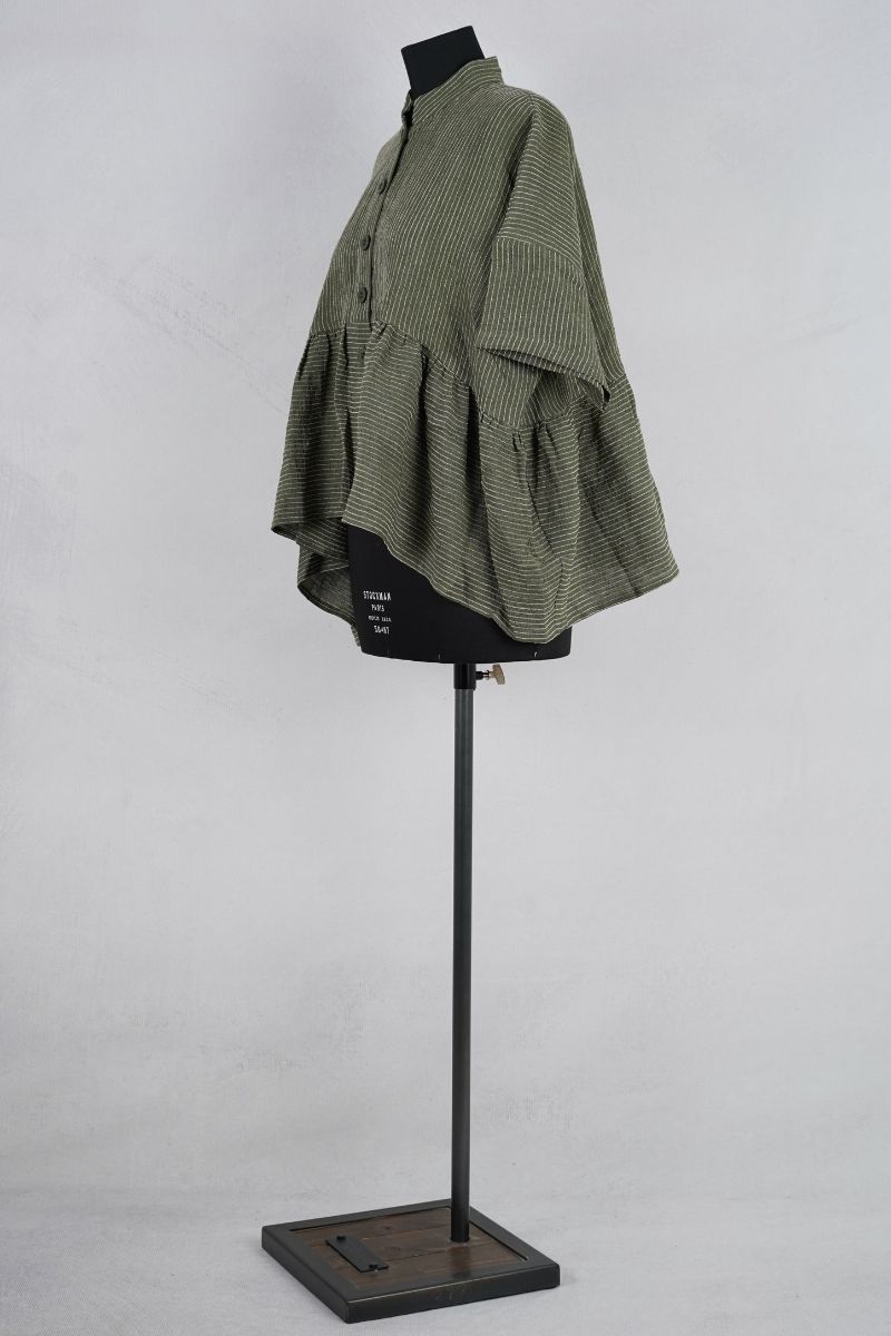 dogstar-ember-gather-jacket-moss-abby-maud-profil-pied dogstar ember gather jacket moss abby maud profil pied