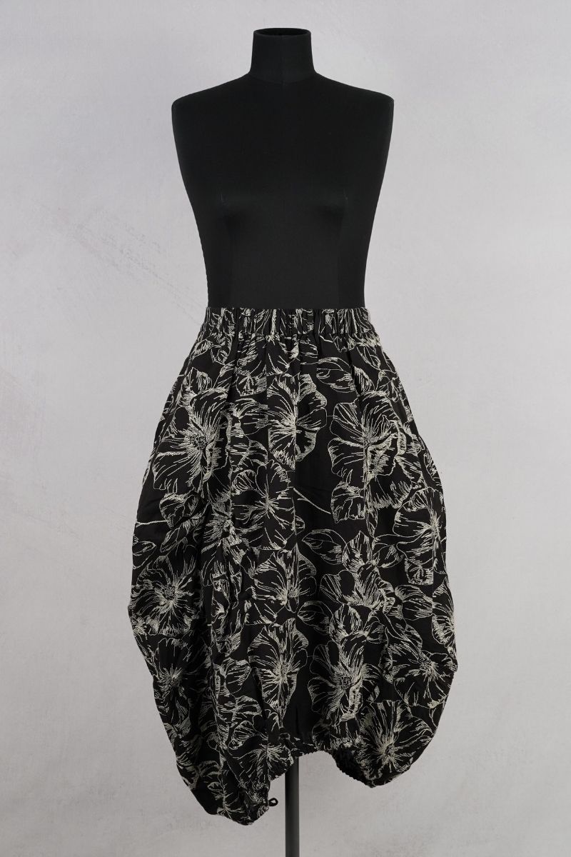 dogstar sazanka balloon skirt black abby maud face bas attache lien