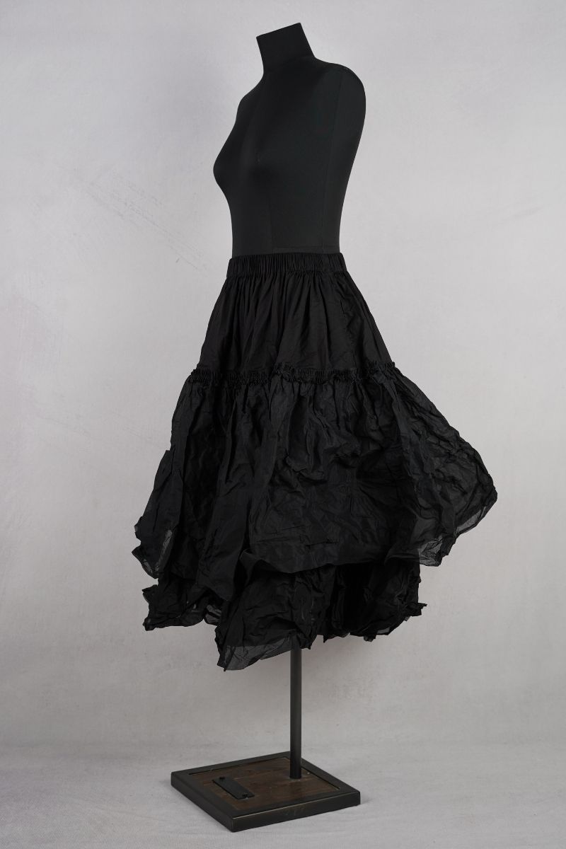 dogstar camelia petticoat black abby maud profil pied