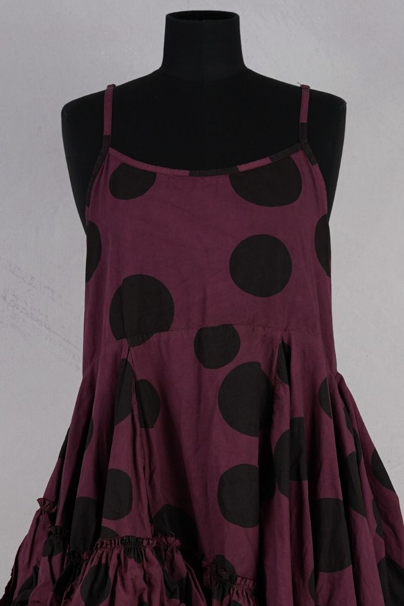 krista larson designs sweet slip garnet dot abby maud face zoom haut