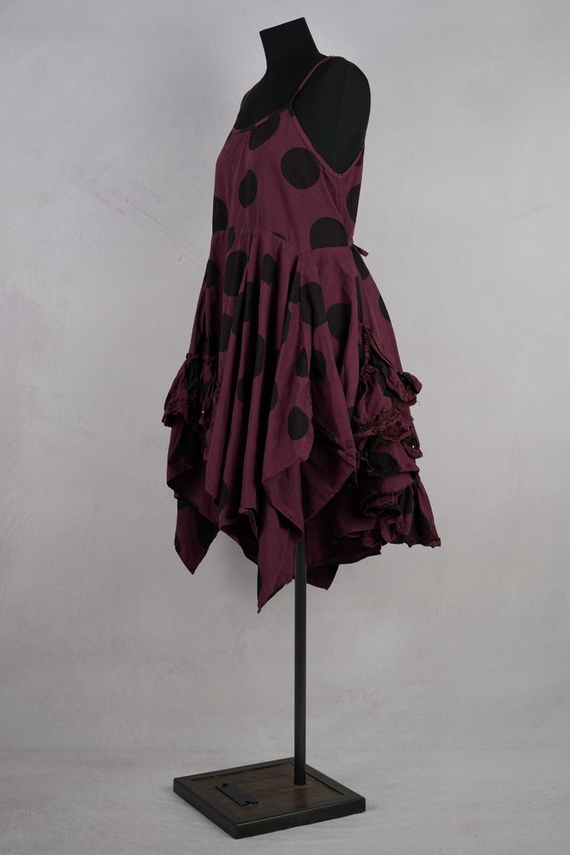 krista larson designs sweet slip garnet dot abby maud profil pied