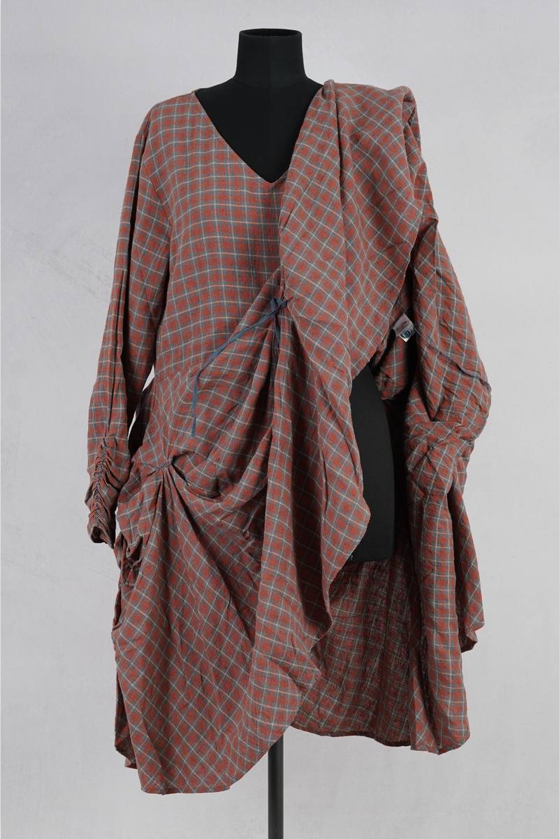 ewa-i-walla-valborg-robe-55977-checked-abby-maud-face-1 ewa i walla valborg robe 55977 checked abby maud face 1