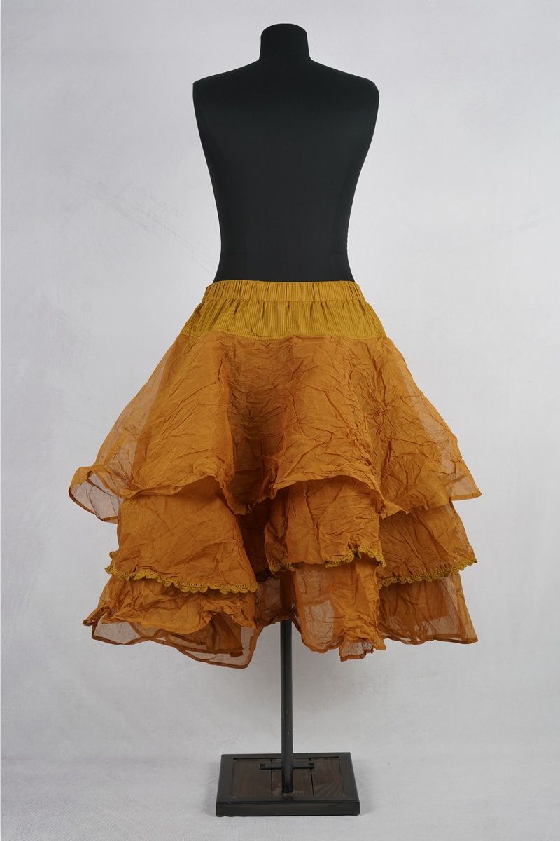 ewa-i-walla-wendy-jupe-22330-ochre-abby-maud-dos-pied ewa i walla wendy jupe 22330 ochre abby maud dos pied